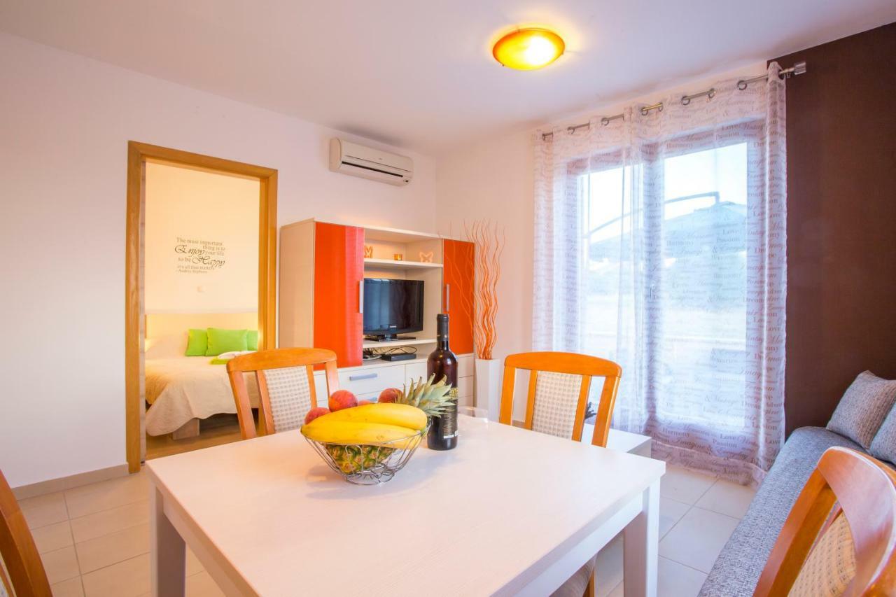 Apartman Irena Pula Buitenkant foto