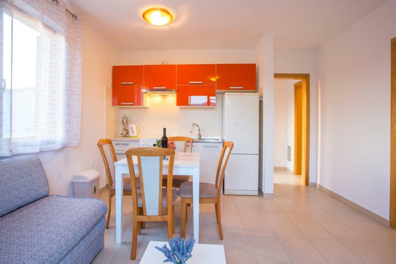 Apartman Irena Pula Buitenkant foto